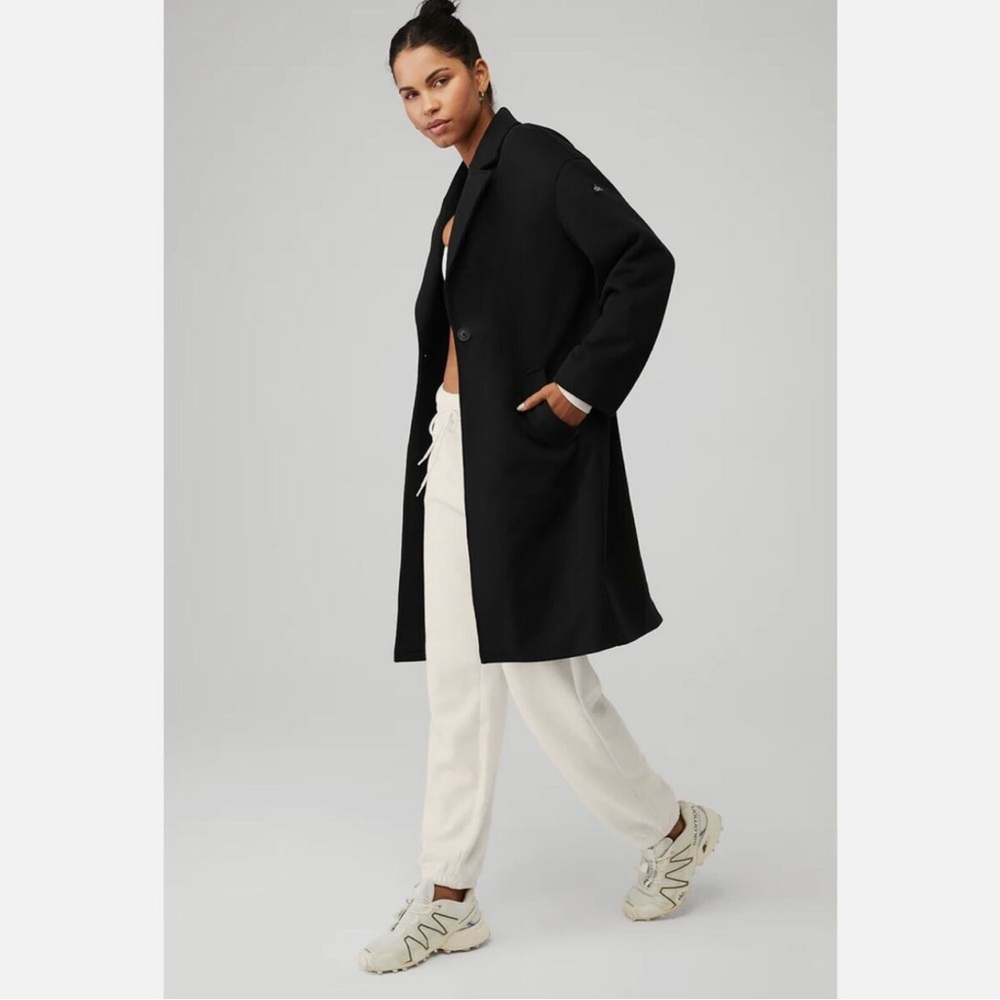 Alo Yoga VIP Blazer Trench